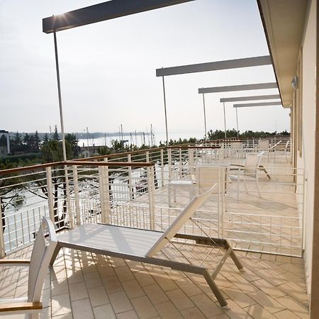 Hotel Acquadolce Пескиера дел Гарда Екстериор снимка