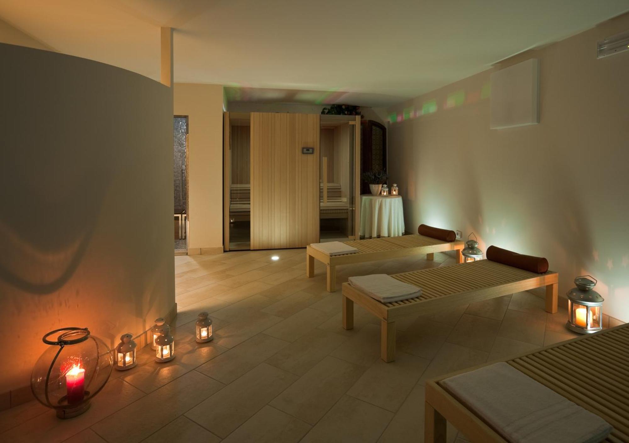 Hotel Acquadolce Пескиера дел Гарда Екстериор снимка