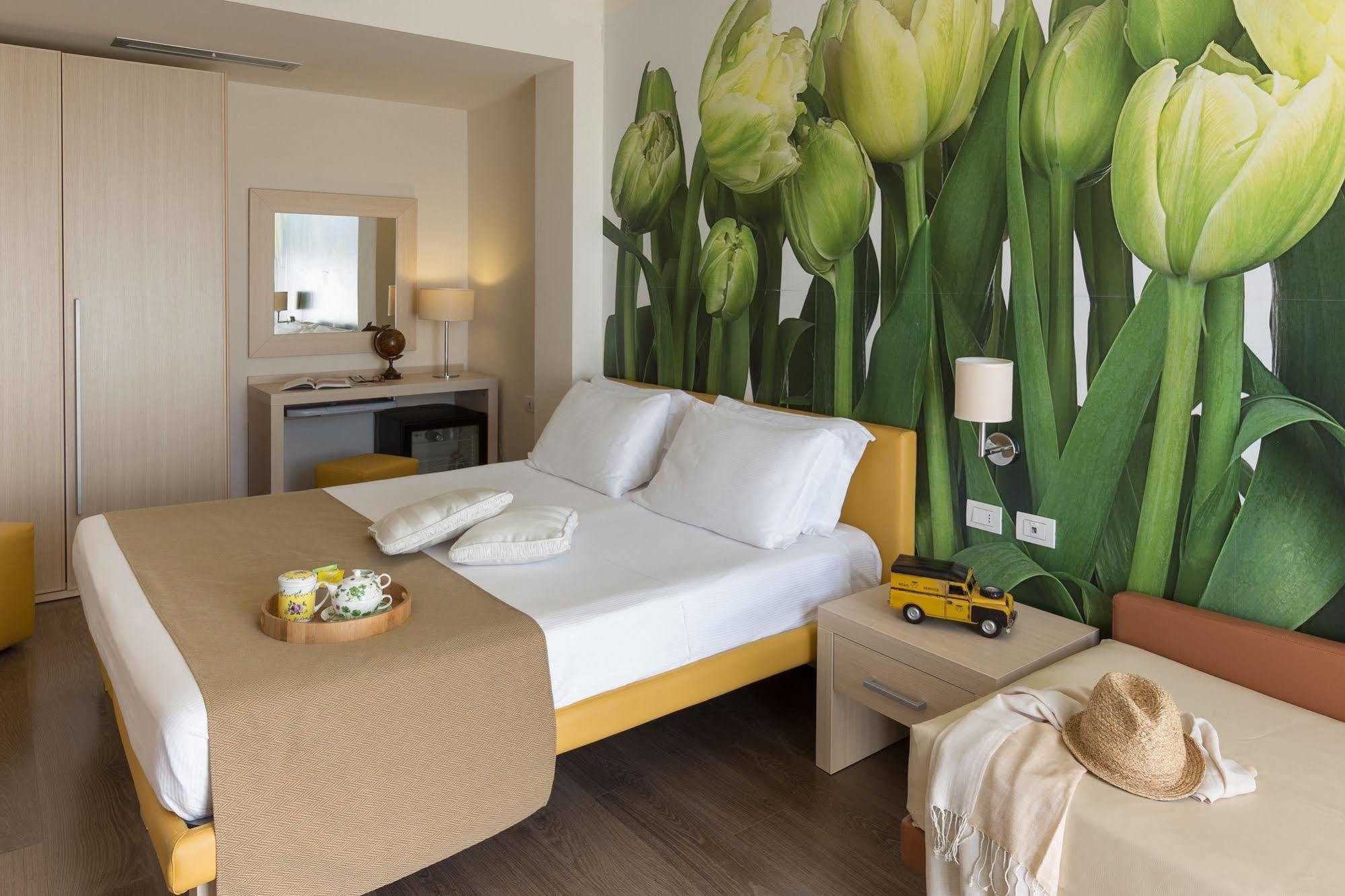 Hotel Acquadolce Пескиера дел Гарда Екстериор снимка